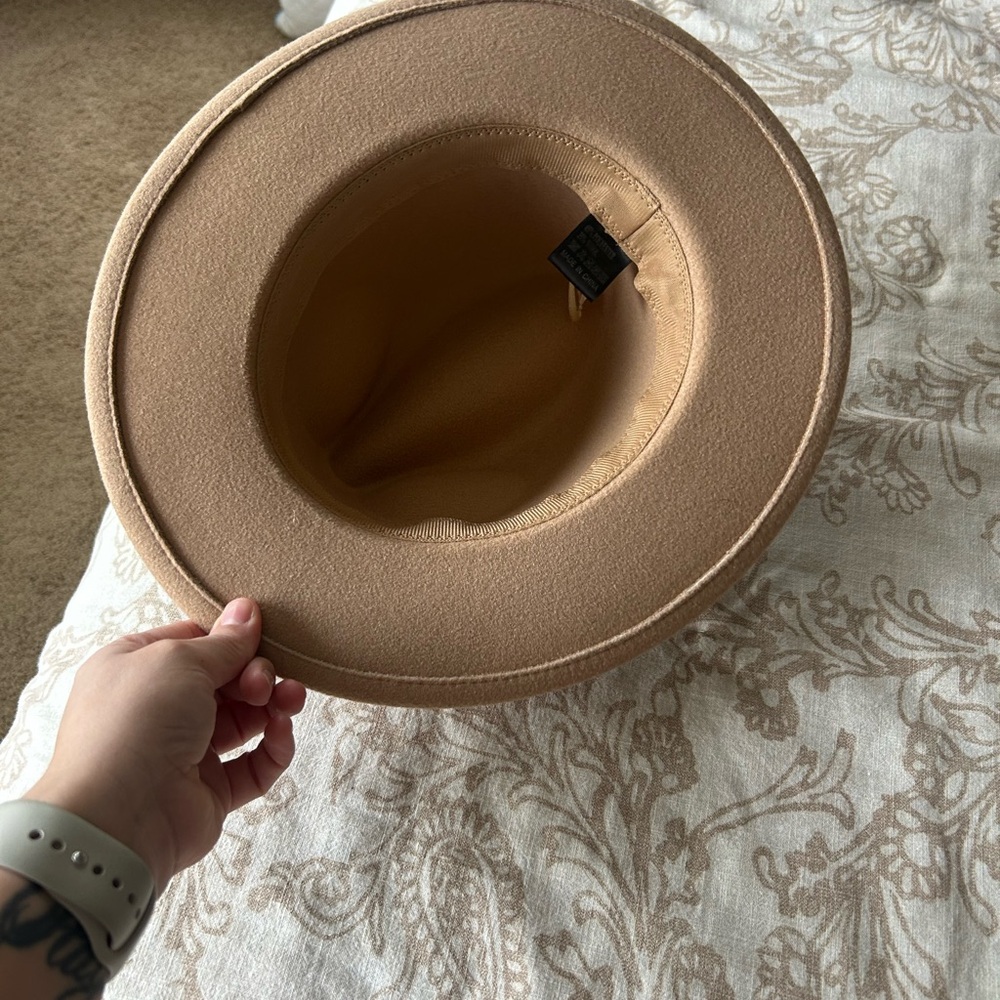 Hat - Picture 3 of 3